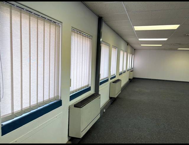 720M² OFFICE TO LET IN RANDJESPARK